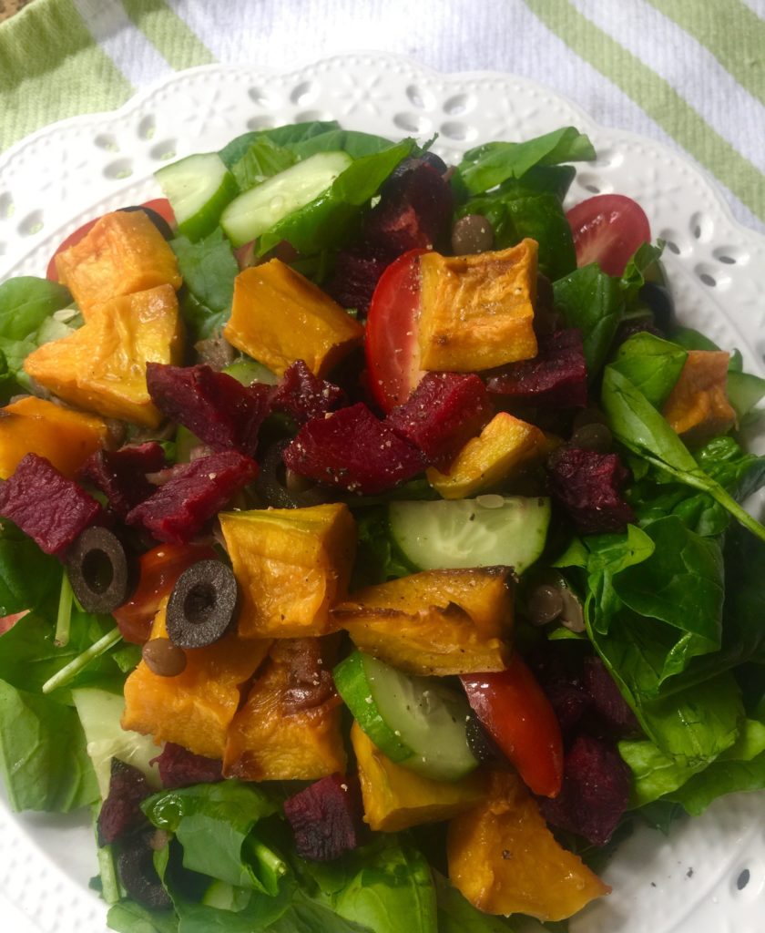 Spinach salad with roasted pumpkin & beet