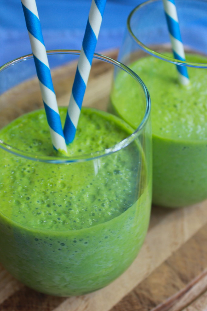 Spinach & pineapple smoothie