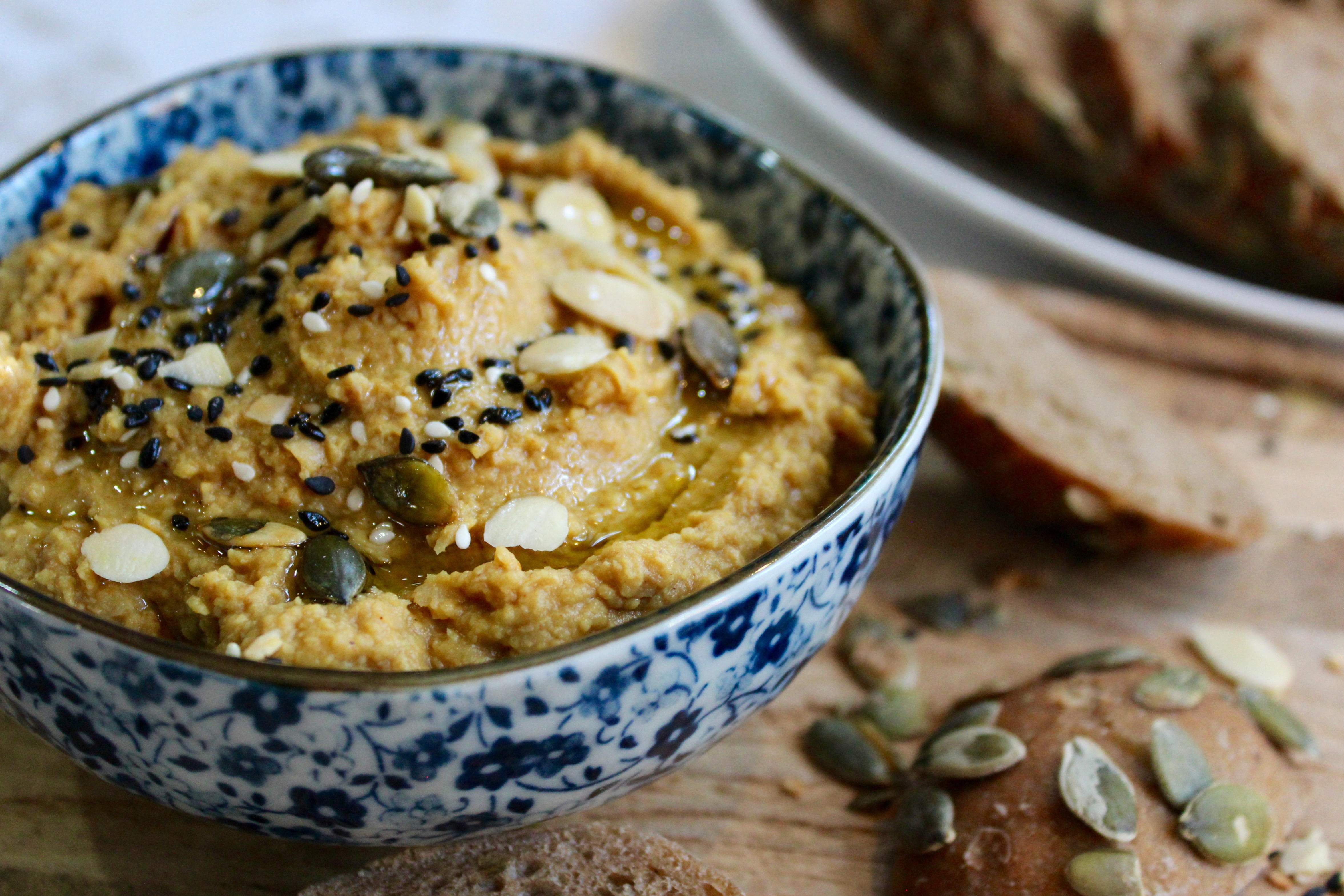 Spicy Pumpkin Hummus