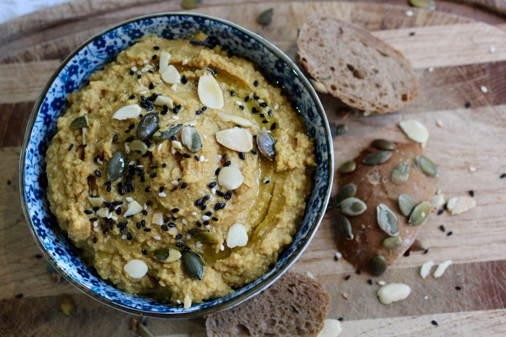 Spicy Pumpkin Hummus