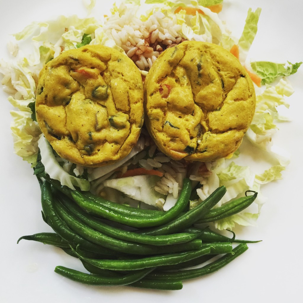 Lunch: tofu quiche, brown rice, cabbage salad, green beans... the smiley face happened all on its own, I swear!