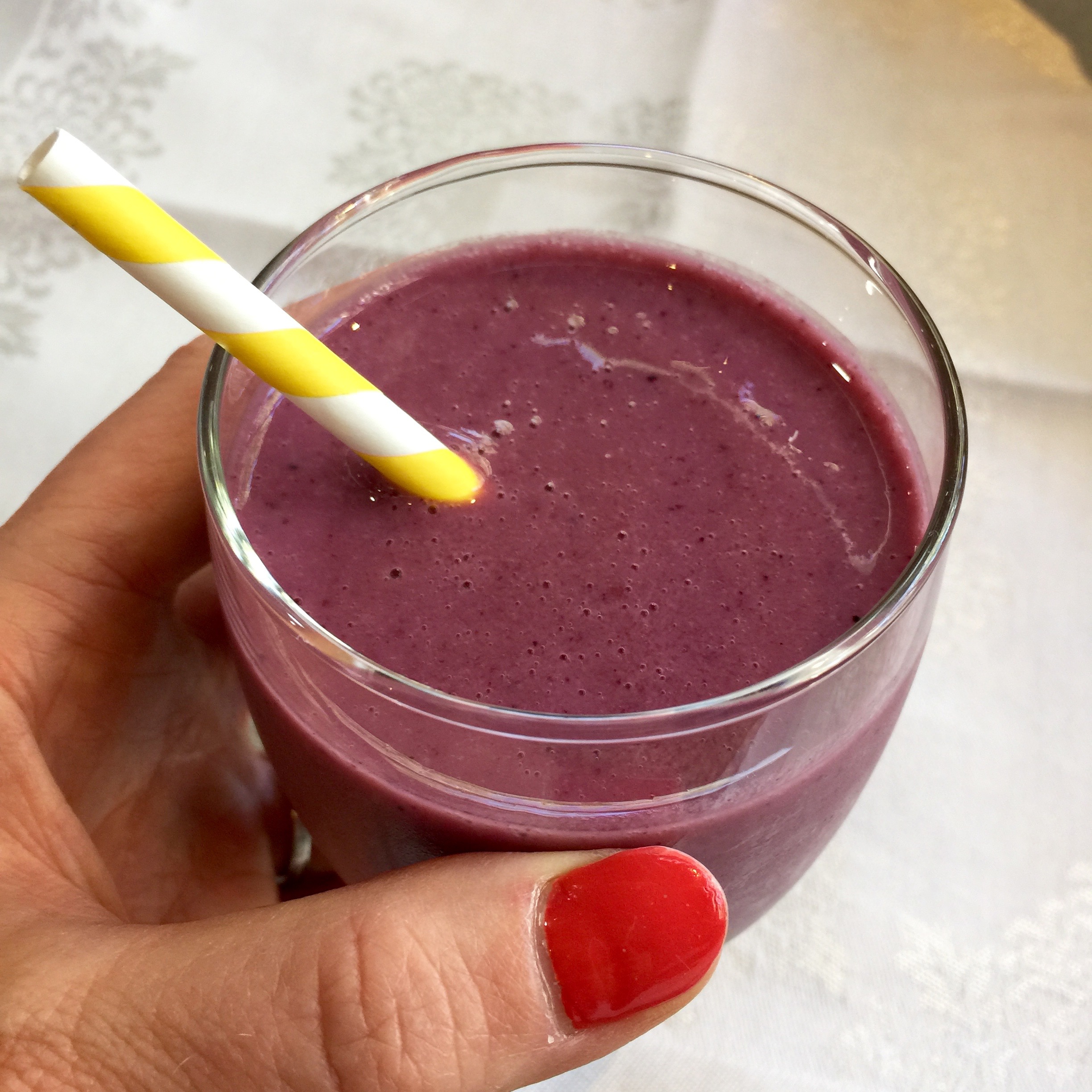 Banana berry smoothie