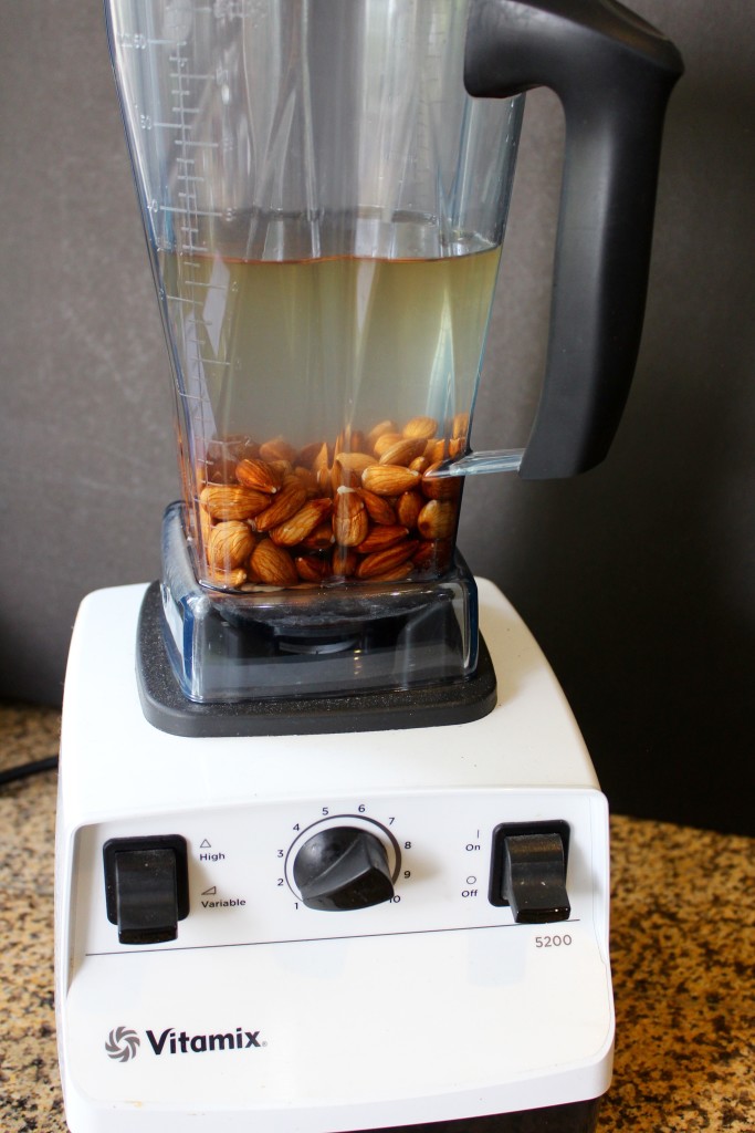 How to Make Homemade Almond Milk