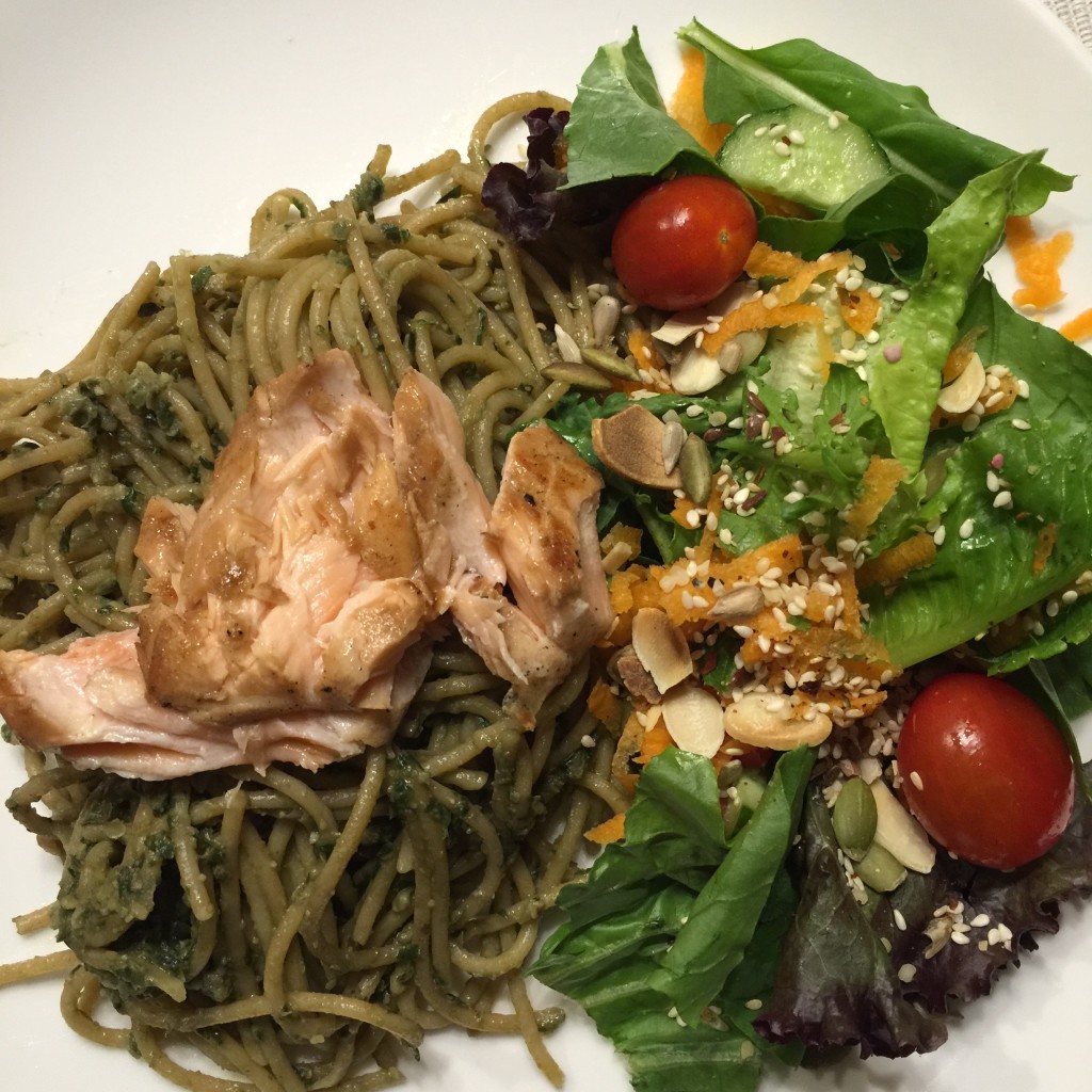 Whole wheat spaghetti with white bean pesto & salmon, salad