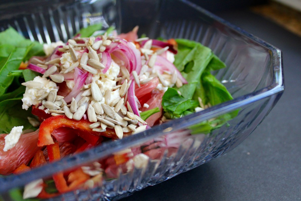 Spinach Salad with Pomelo & Pickled Red Onions