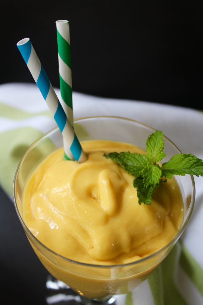 Mango Banana Smoothie