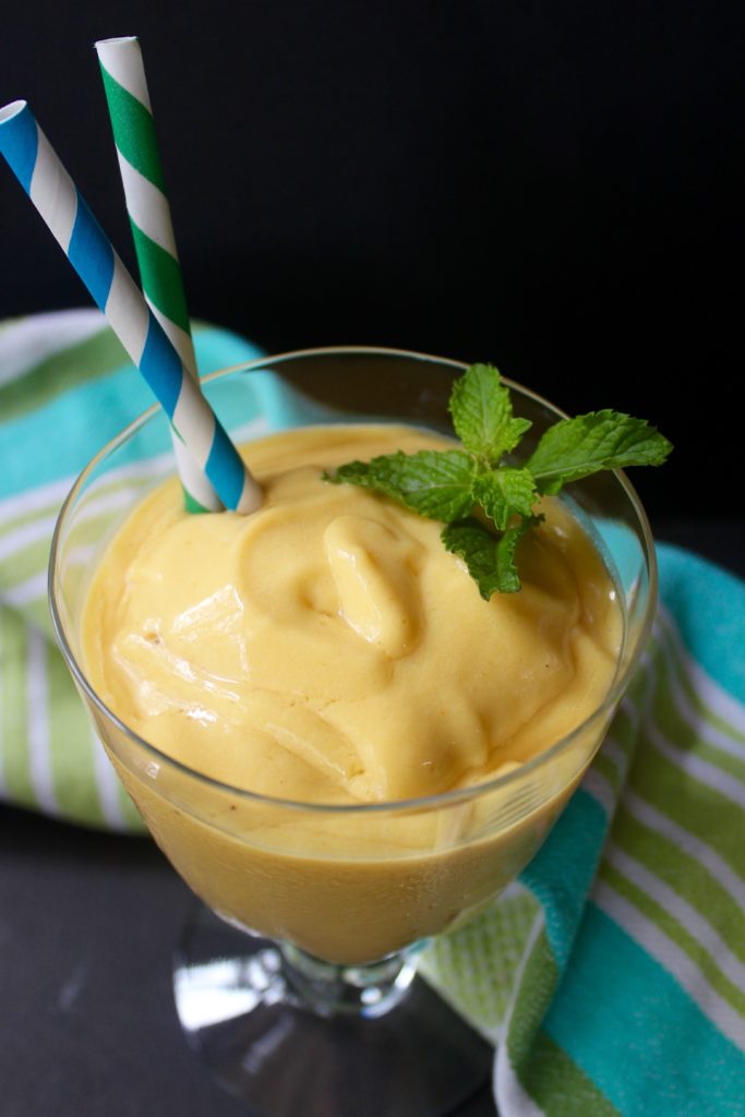 Mango Banana Smoothie