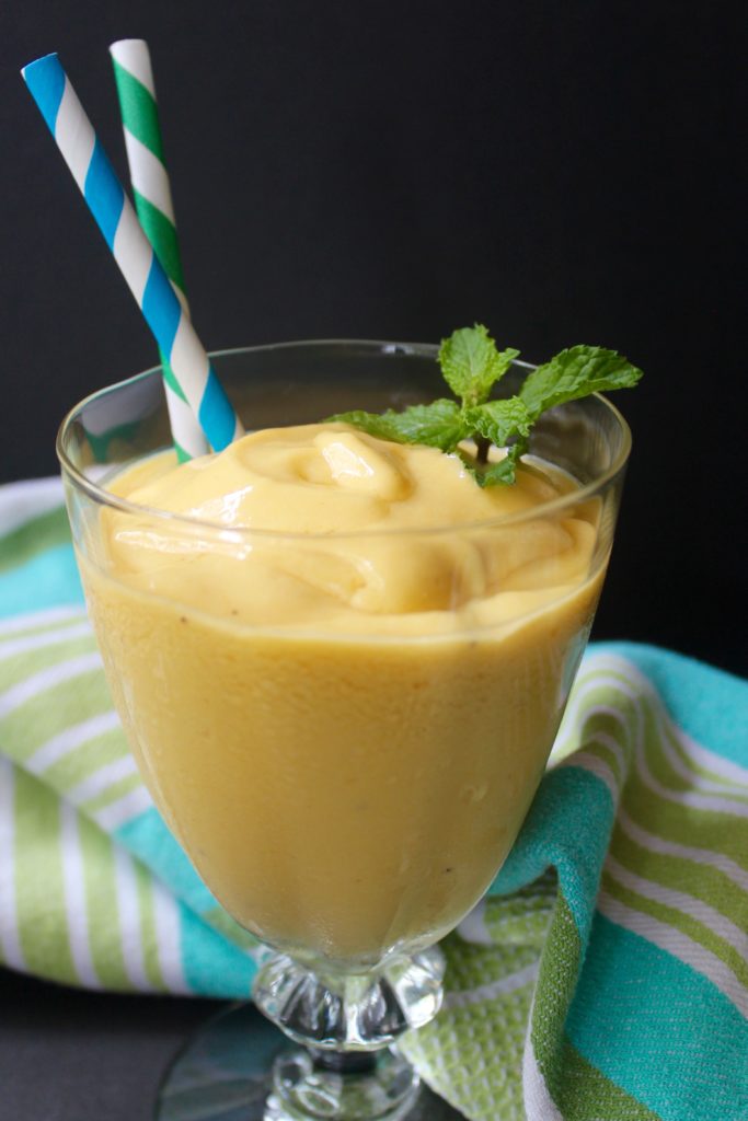 Mango Banana Smoothie